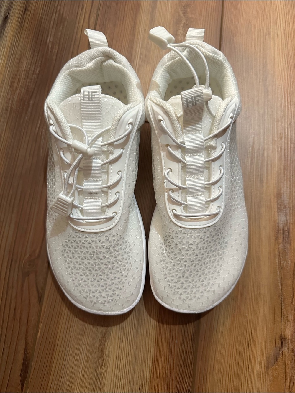 HIKE Women’s White Low Top Lace-Up Athletic Sneakers Size 6 Lightweight